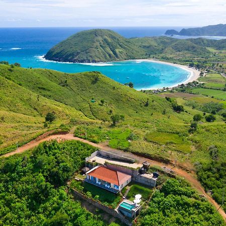 Villa Atas Pelangi Kuta (Lombok) Exterior foto